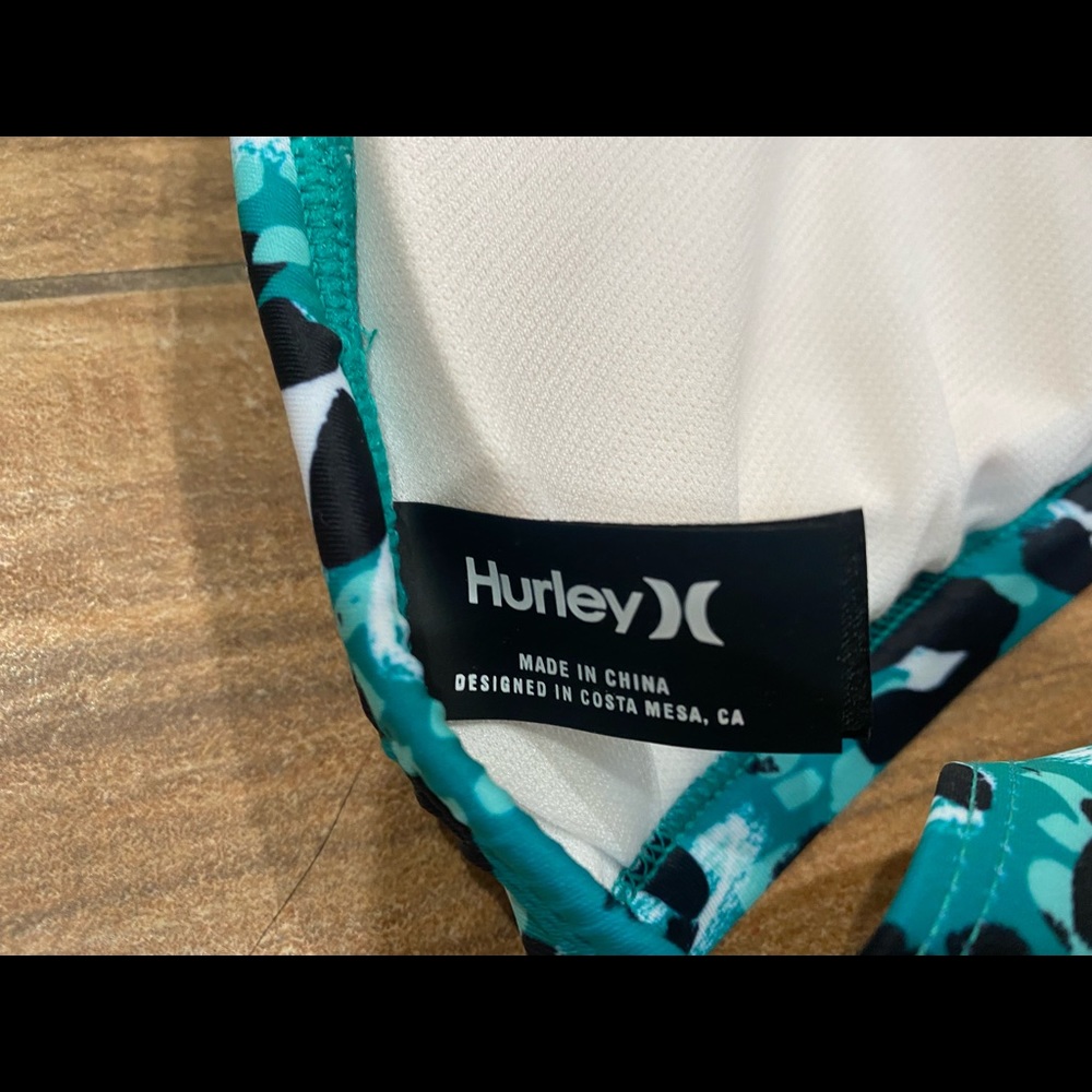 ๐ฅ Leopard Bikini ๐ฅ - Picture 4 of 5